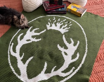 Terrasen Crest Crochet Graphghan Pattern: Throne of Glass Lapghan
