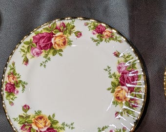 1960s Royal Albert Bone Old Country Roses Saucers