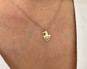 14K gouden Halloween-ketting, gouden pompoenketting, minimalistische pompoenhanger met hoed, Halloweencadeau, Halloween-sieraden, Trick or Treat