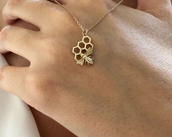 14K Gold Bee Necklace, Minimalist Jewelry, Gold Bee Pendant, Birthday Gift, Handmade Jewelry, Solid Gold Bee Necklace, Gift For Mom