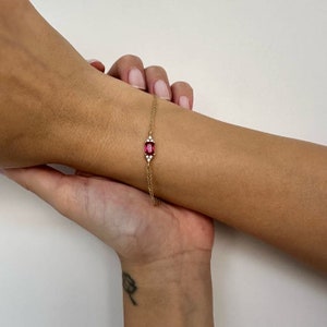 14K Gold Baguette Cut Ruby Bracelet, Ruby Gemstone, July Birthstone Bracelet, 14K Solid Gold Bracelet, Dainty Jewelry, Minimalist Bracelets