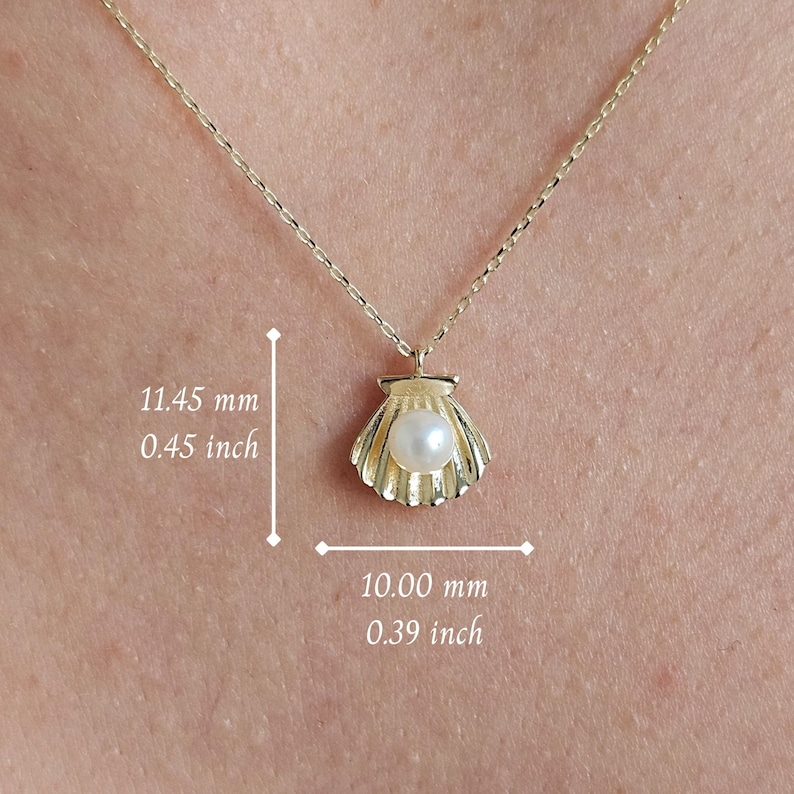 Dimensions of the pendant:
Width: 10.00 mm - 0.39 inch
Height: 11.45 mm - 0.45 inch