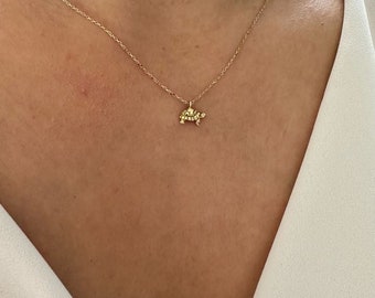 14K Gold Turtle Necklace, 14K Solid Gold Necklace, Gold Tortoise Necklace, Dainty Gold Turtle Pendant, Christmas Gift, Handmade Jewelry