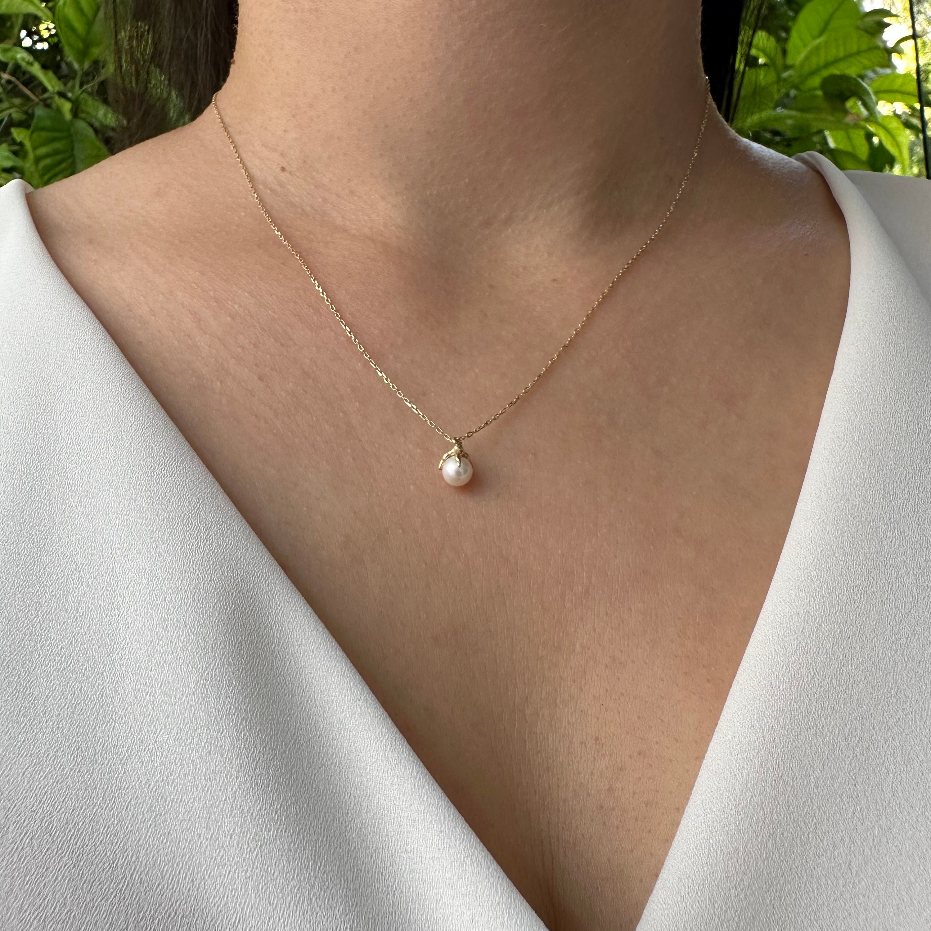 14K Solid Gold Pearl Necklace, Gold Pearl Charm, Solis Gold