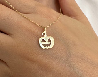 14K Gold Halloween Necklace, Gold Pumpkin Necklace, Minimalist Pumpkin Pendant, Halloween Gift, Halloween Jewelry, Trick or Treat