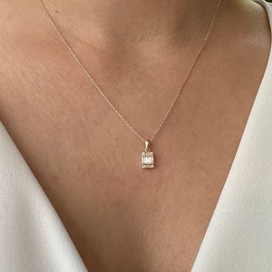 14K Solid Gold Baguette Necklace, Tiny Baguette Pendant, Minimalist Necklace, Wedding Gift, Birthstone Necklace, Dainty Handmade Jewelry