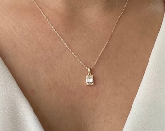 14K Solid Gold Baguette Necklace, Tiny Baguette Pendant, Minimalist Necklace, Wedding Gift, Birthstone Necklace, Dainty Handmade Jewelry