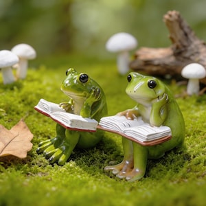 Little Frog Reading Ornaments - Frog Tea Pets  - Static Frog Sculptures - Christmas Gifts-For Her/Him