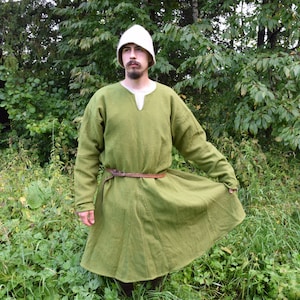 Four gores Wool Tunic inspired Kragelund Mose tunic, medieval Viking, Denmark 11-12th century