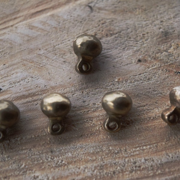 Boutons en bronze, universels, VIIe-XIIIe siècles, boutons vikings