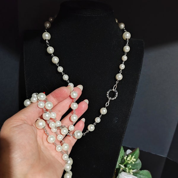 Lange Perlenkette, Klassische Perlenkette, 50er Jahre Stil lange Kette mit weißen Mallorca Perlen, Elegante Kette Collier, Opera Kette