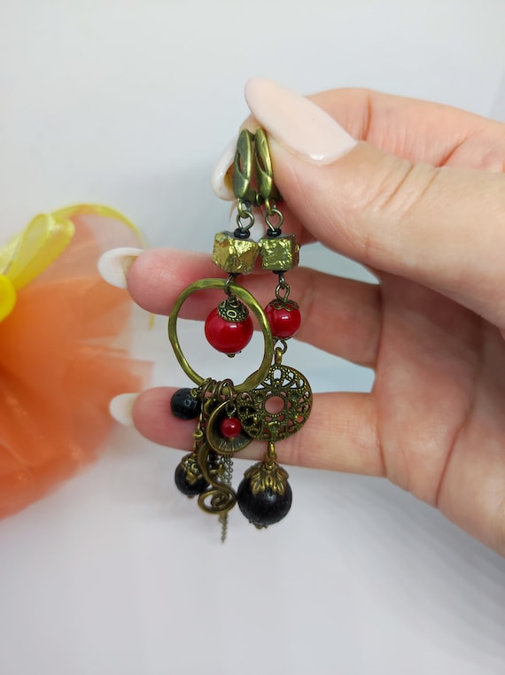 Modern mismatched earrings, Stone and coral earrings, Asymmetric earrings, Contemporary earrings, Artistic earrings, Ethnic earrings
