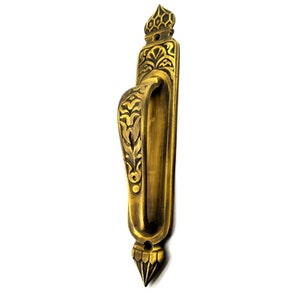 Anavarza Home Brass Antique door handle, Barn door handle, Rustic door decor, Door ornament 15.5&#39;&#39; - 39.6 cm