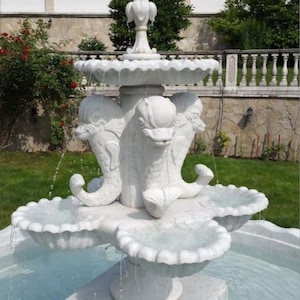 Intricately Designed Marble Water Fountain - Timeless Outdoor Décor for Homes & Offices