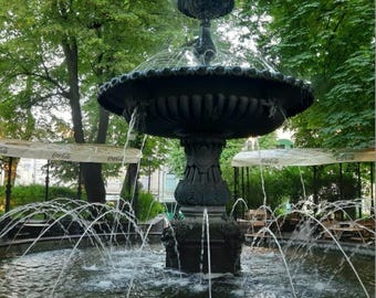 Fonte de mármore preto esculpida sob medida - Decoração de jardim ou pátio