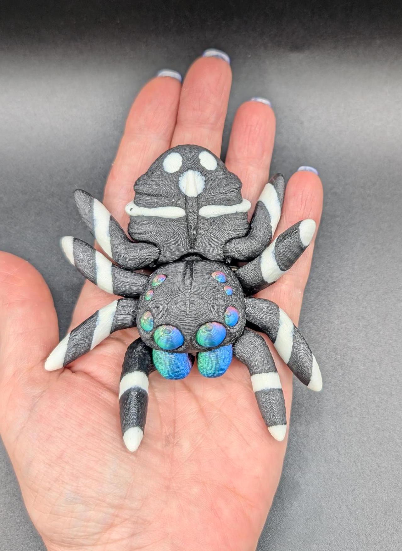 JUMPING ARTICULATING SPIDER , Fidget Toy, Desk Stress Toy - Etsy