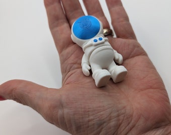 Tiny Articulated Astronaut Fidget