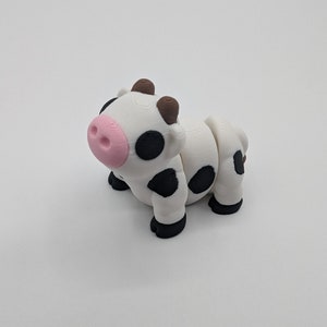 Cow Adorable Baby Cow Fidget Toy 3D Printed Articulated Stress Relief Cute Sensory Toy for Relaxation and Focus