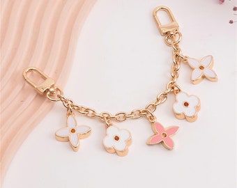 19cm Bag Chain Charm Four Leaf Clover Flower Charm Chains Decoration Accessories for Women Crossbody Shoulder Bag Handbag Purse, Gold