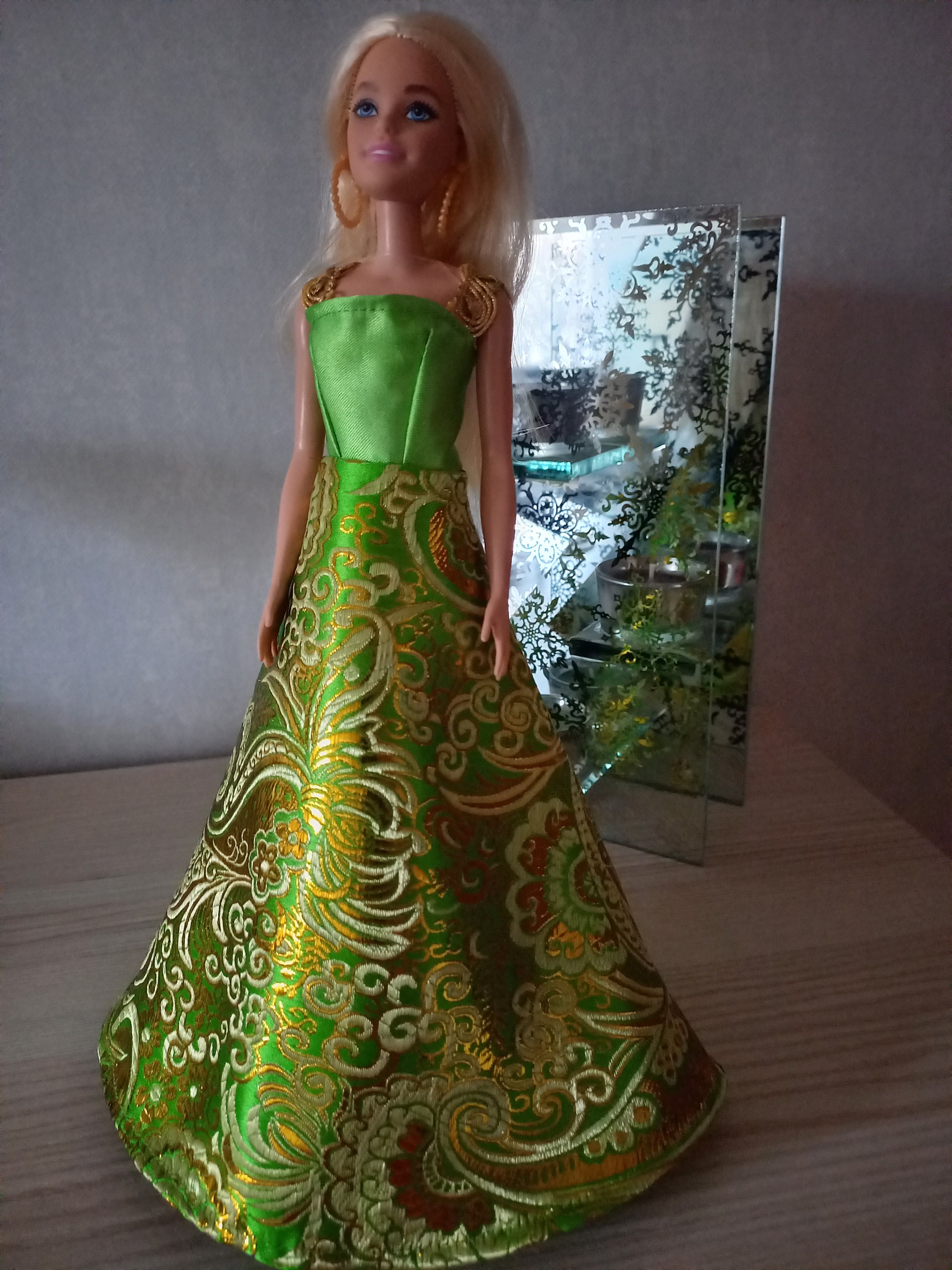 Handmade 11.5 Fashion Doll Clothes Green Satin Gown W/choice of Print Stole  - Etsy