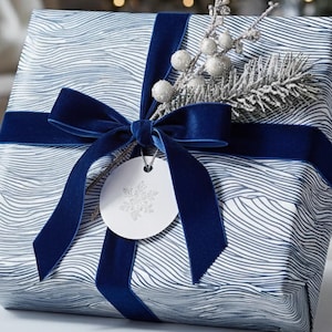 Abstract Wave Christmas Wrapping Paper: Elegant Blue and White Gift Wrap