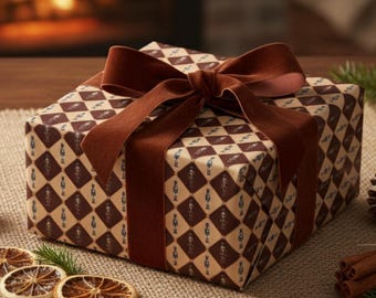 Weihnachtsgeschenkpapier mit Nussknackermotiv, burgunderrot & beige, Geschenkpapier für die Feiertage