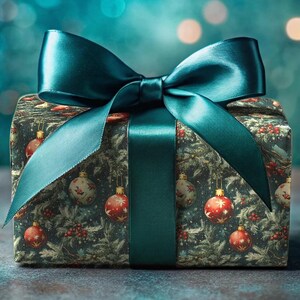 Festive Christmas Wrapping Paper: Retro Pine Trees & Ornaments