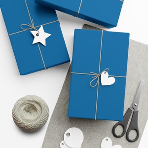 Calypsoblauw inpakpapier: elegante cadeauverpakking in effen kleur afbeelding 6