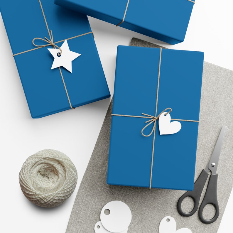 Calypsoblauw inpakpapier: elegante cadeauverpakking in effen kleur afbeelding 6