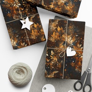 Inpakpapier herfstbladeren: donker bos herfstcadeaupapier afbeelding 6