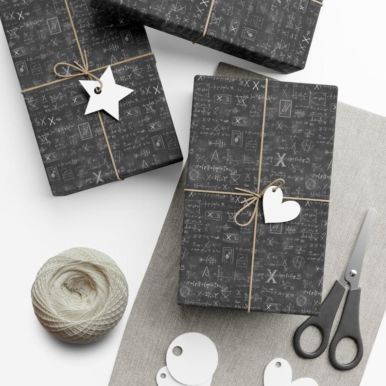 Math Chalkboard Wrapping Paper: Geeky Science Gift Wrap zdjęcie 5