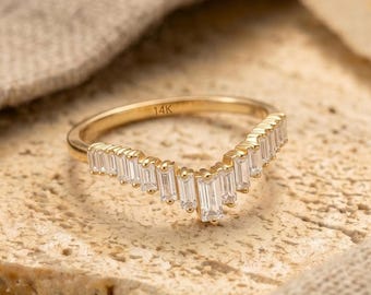 Moissanite Engagement Ring, 14k Gold Chevron Band, Baguette Cut Dainty Gold Ring, V Shape Solid Gold Ring, Designer Ring for Women