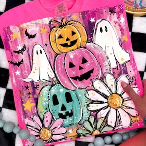 Fantasma de Halloween estilo preppy PNG, calabaza bohemia por sublimación, diseño de camiseta de Halloween en tonos pastel, temporada espeluznante floral PNG, fantasma coqueto y lindo PNG
