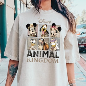 Comfort Colors® Retro Disney Tierreich Mickey and Friends Comfort Color Shirt, Disney Mickey Safari Shirt, Vintage Safari Mode,