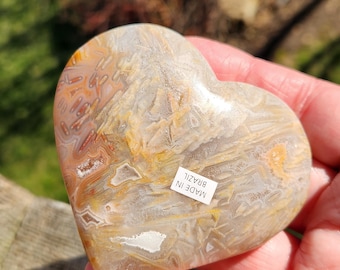 Corazón de cristal de jaspe bahía muy pulido, tamaño de la mano