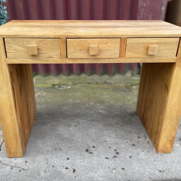 Solid wood desk with 3 drawers (ex-Oak Furnitureland)