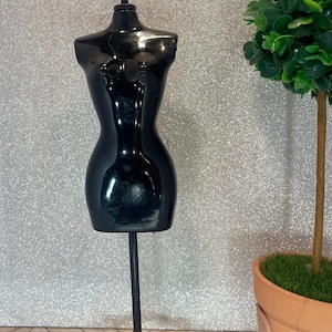 FREE SHIPPING! 1/6 to 12th scale miniature dress forms, dollhouse miniature, mini mannequin, sewing doll, Barbie dress stand, dress display
