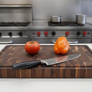 Large Walnut End-grain cutting board Tariff Free