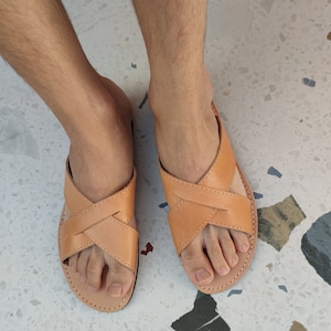 Men&#39;s leather sandals, Greek leather shoes, men&#39;s summer shoes, slides sandals, X sandals, brown sandals, handmade men&#39;s shoes, gift for him