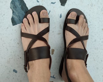 ブラウンレザーサンダルメンズ、ギリシャレザーフラットサンダル、夏用メンズシューズ、スリングバックサンダル、彼へのプレゼント、グラディエーターサンダル、ギリシャサンダル