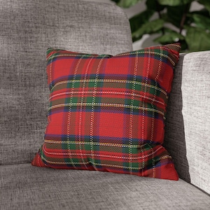 Red and Green Plaid Pattern Pillow Cover Design Christmas Winter Fall Holiday Throw Case Home Decor