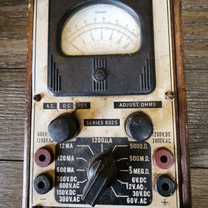 Vintage Volt-Ohm Meter VOM Series 832S Precision Apparatus Elmhurst NY Free Ship