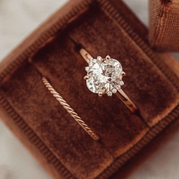 2 CT Oval Cut Moissanite Bridal Set Diamond Alternative Anniversary Gift For Her Stacking Rose Gold Cluster Accent Twisted Rope Wedding Band