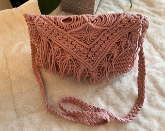 Bolso de crochet hecho a mano