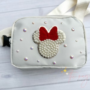 Red Bow Mouse Ivory Crossbody Bag, Bridal Pearl Mouse Bag, Theme Park Fanny pack