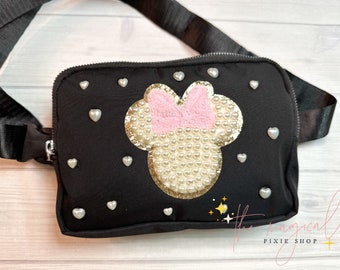 Heart Pearls Pink Bow Mouse with Black Crossbody Bag, Bridal Pearl Mouse Bag, Theme Park Fanny pack