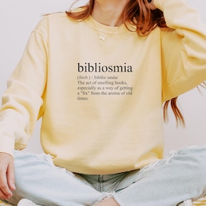 Bibliosmia Crewneck Sweatshirt - Book Lovers Sweatshirt, Library Vibes Jumper, Literary Gift, Reading Enthusiast Top, Cozy Bookworm Pullover