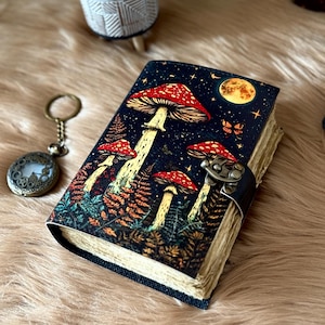 Diario in pelle vintage con grimorio di 400 pagine, libro delle ombre incantato fatto a mano, con bordo intagliato, ideale come regalo.