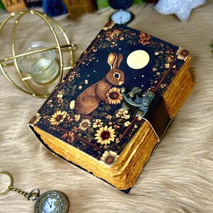 400 Seiten - Hase Grimoire Lederbuch Journal für Frauen - Fettes Journal handgemachtes Deckle Papier Notizbuch Journal für Geschenk