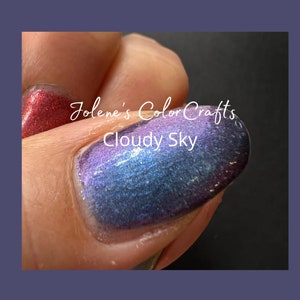 Finger Nail Polish, Indie Nail Polish, Nail Polish, Chameleon nail polish, Blue, Green, Purple, Glitter, UV, Vegan, Cloudy Sky